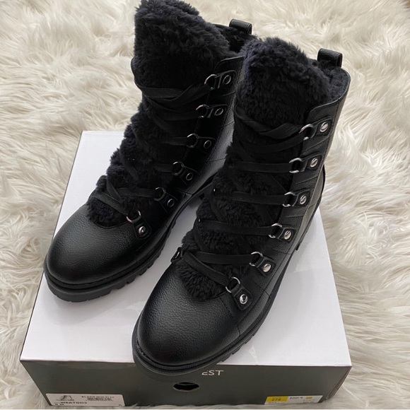 NIB Never worn!  NINE WEST WEATON 3 Ladies black ankle boots!  Size 8. - Picture 3 of 11